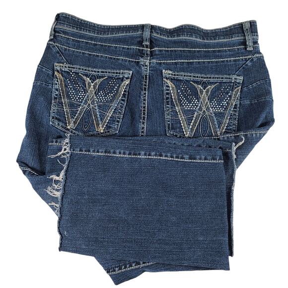 Q  Baby Wrangler Riding Western Bootcut Jeans Bling Pockets Raw Hem 11 / 12 x 32 - Picture 2 of 3